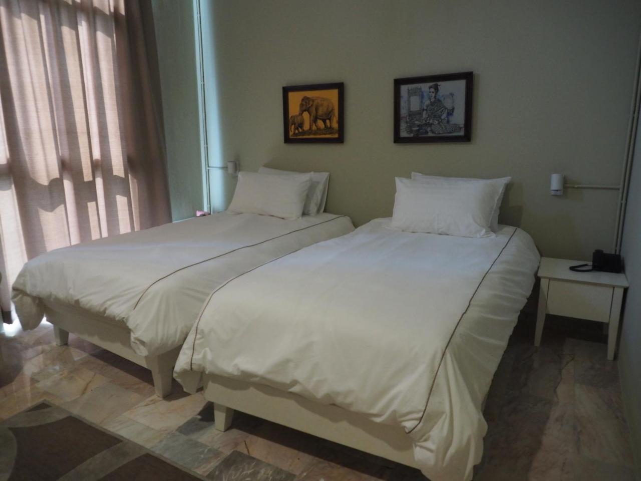 Warila Hotel Samut Prakan Exterior foto
